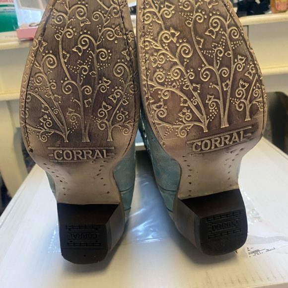 Corral Sky Blue Glitter Inlay Boot - Picture 6 of 7